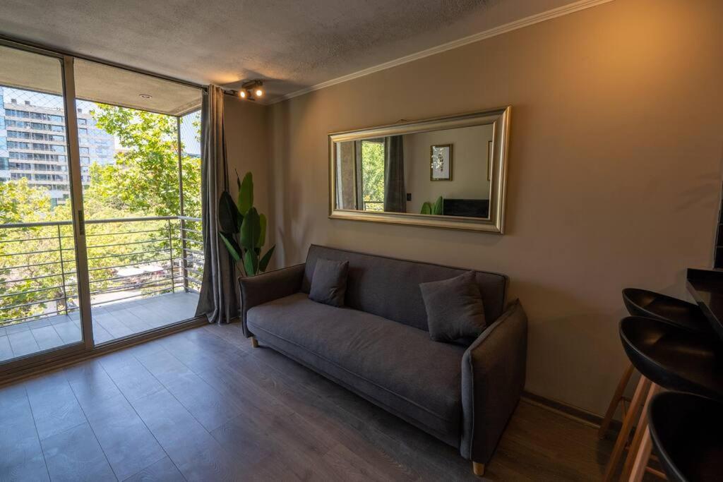 Apartamento Metro Manuel Montt 5 Personas / Estacionamiento Santiago